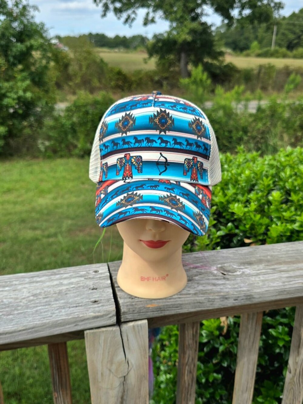 Ladies Aztec / Southwest Print & Khaki Trucker Hat new no tags